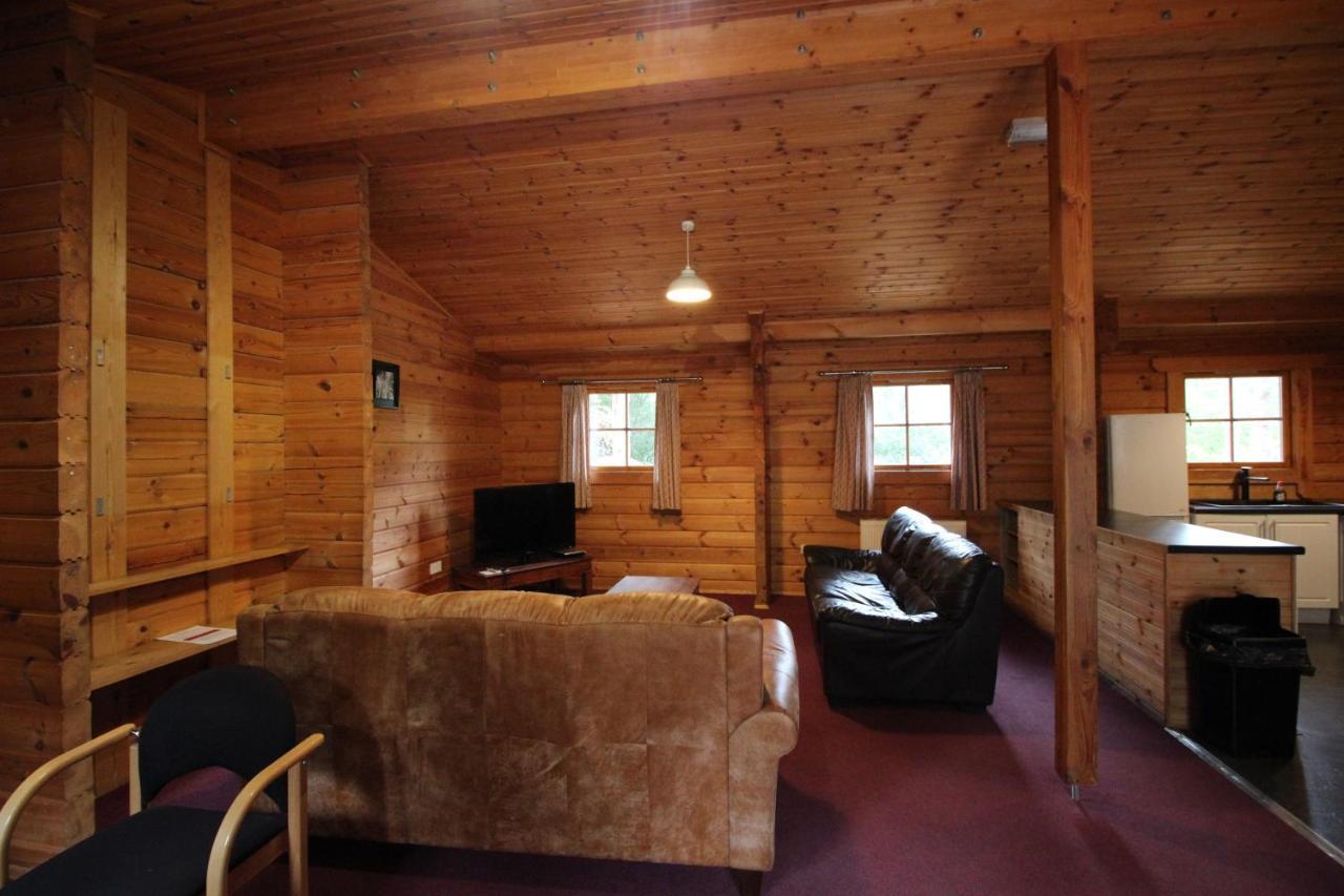 Avon Tyrrell Outdoor Activity Centre Villa Bransgore ภายนอก รูปภาพ