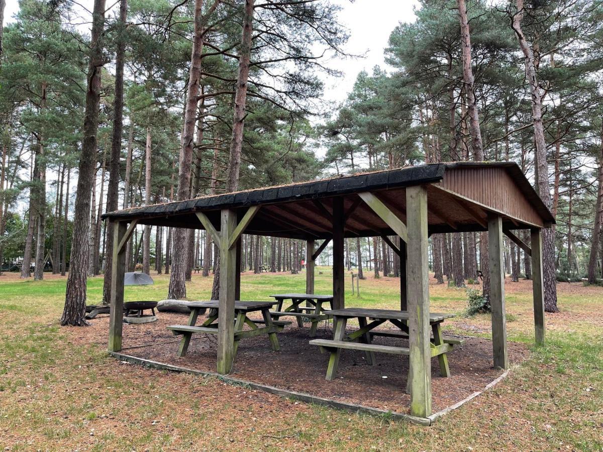 Avon Tyrrell Outdoor Activity Centre Villa Bransgore ภายนอก รูปภาพ
